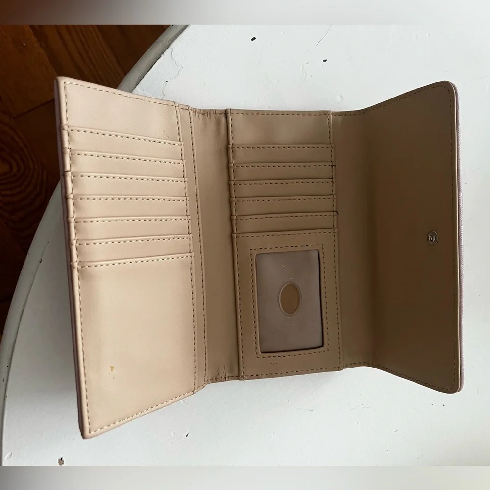 Pink Guess Wallet - Picture 2 of 4